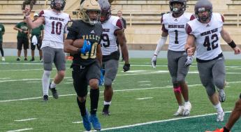 Monarchs Football hits the road