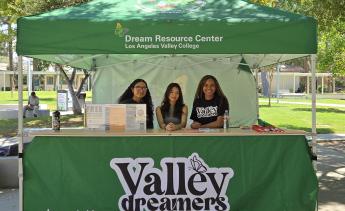 Dream Resource Center Team Tabling