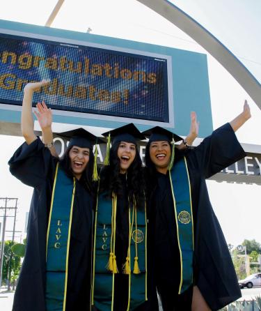 Graduated Students in Entrance