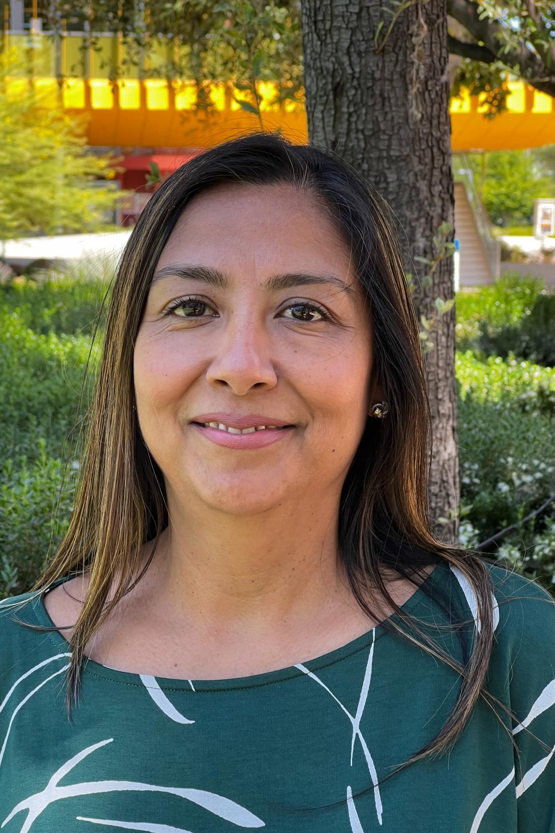Dr. Elizabeth Negrete