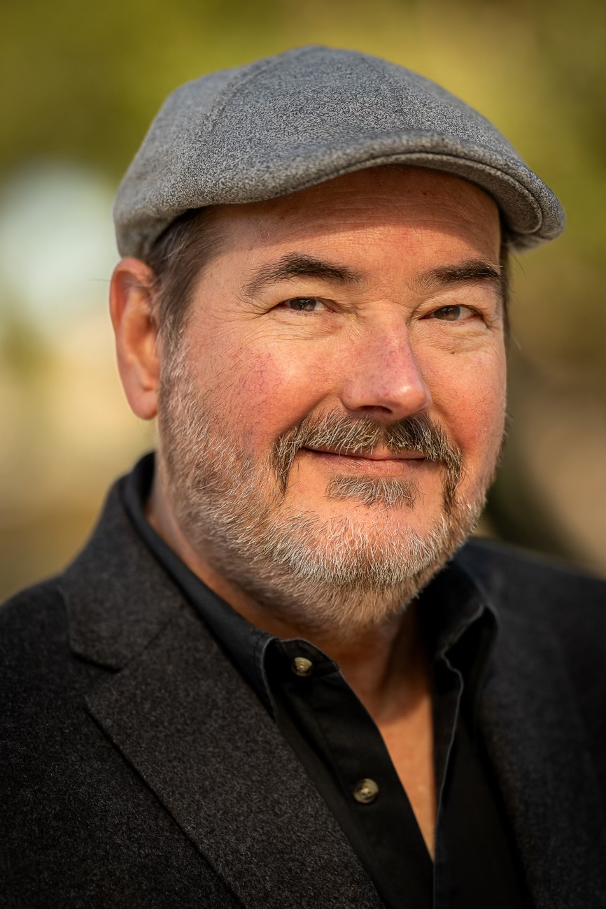 Eric Swelstad Headshot
