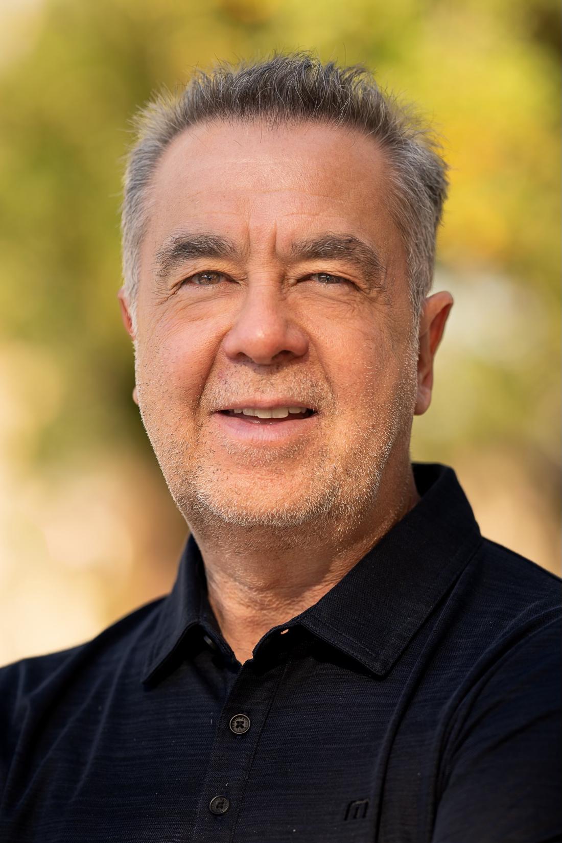 Journalism Professor William Dauber